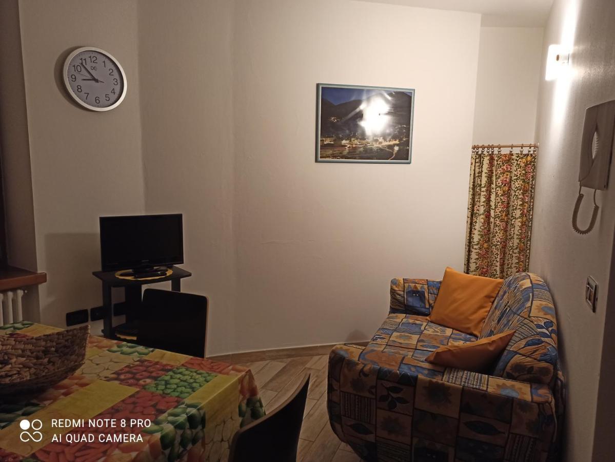 La Casa Di Nonna Lia Apartment Dimaro Luaran gambar