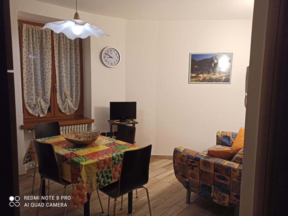 La Casa Di Nonna Lia Apartment Dimaro Luaran gambar
